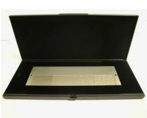web-Kontrollkoerper-2-mit-Box-300×240-1